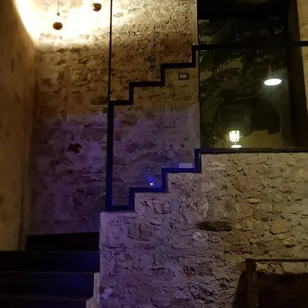 Domus Laeta Villa *